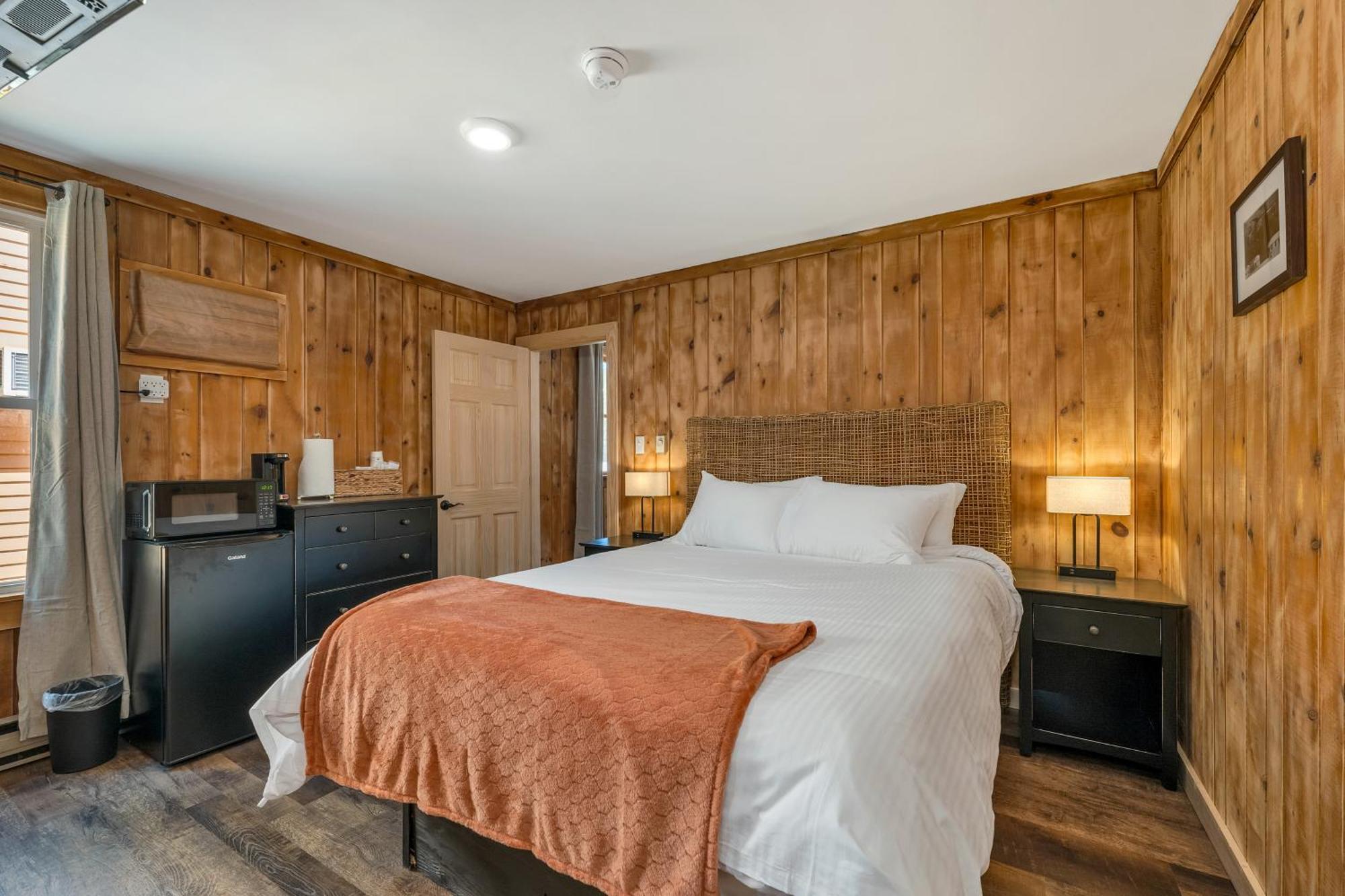 The Inn & More บาร์ทเล็ตต์ ภายนอก รูปภาพ