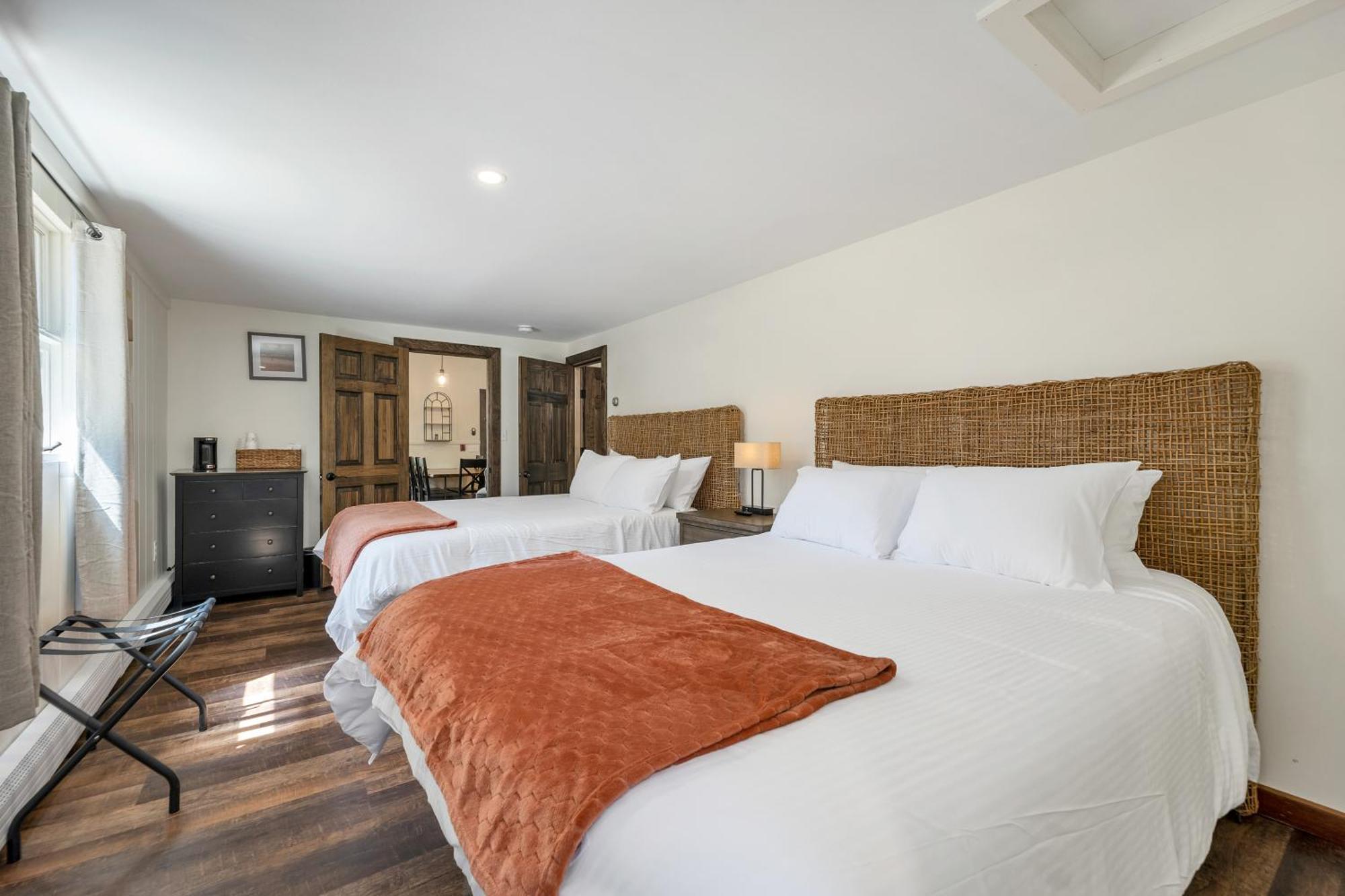 The Inn & More บาร์ทเล็ตต์ ภายนอก รูปภาพ